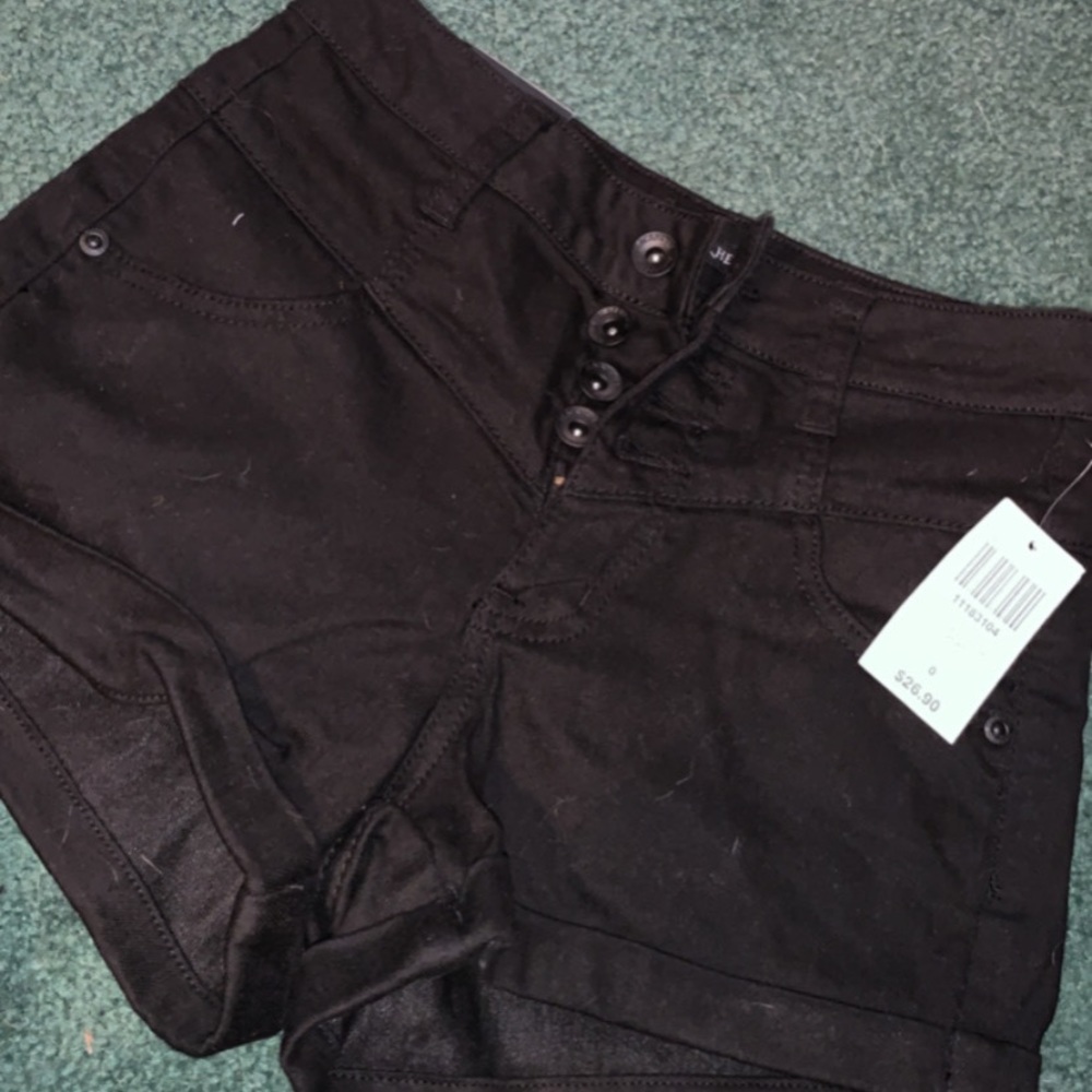 black heart shorts from hot topic